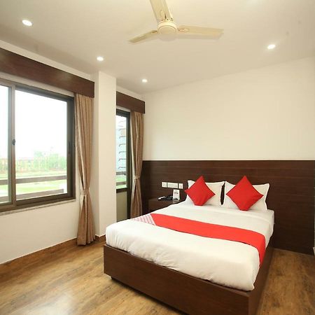 רומינדיי Oyo 525 Hotel Aloka Inn מראה חיצוני תמונה