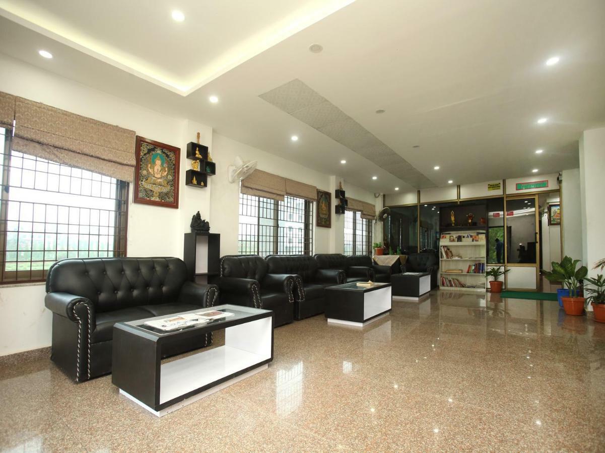 רומינדיי Oyo 525 Hotel Aloka Inn מראה חיצוני תמונה