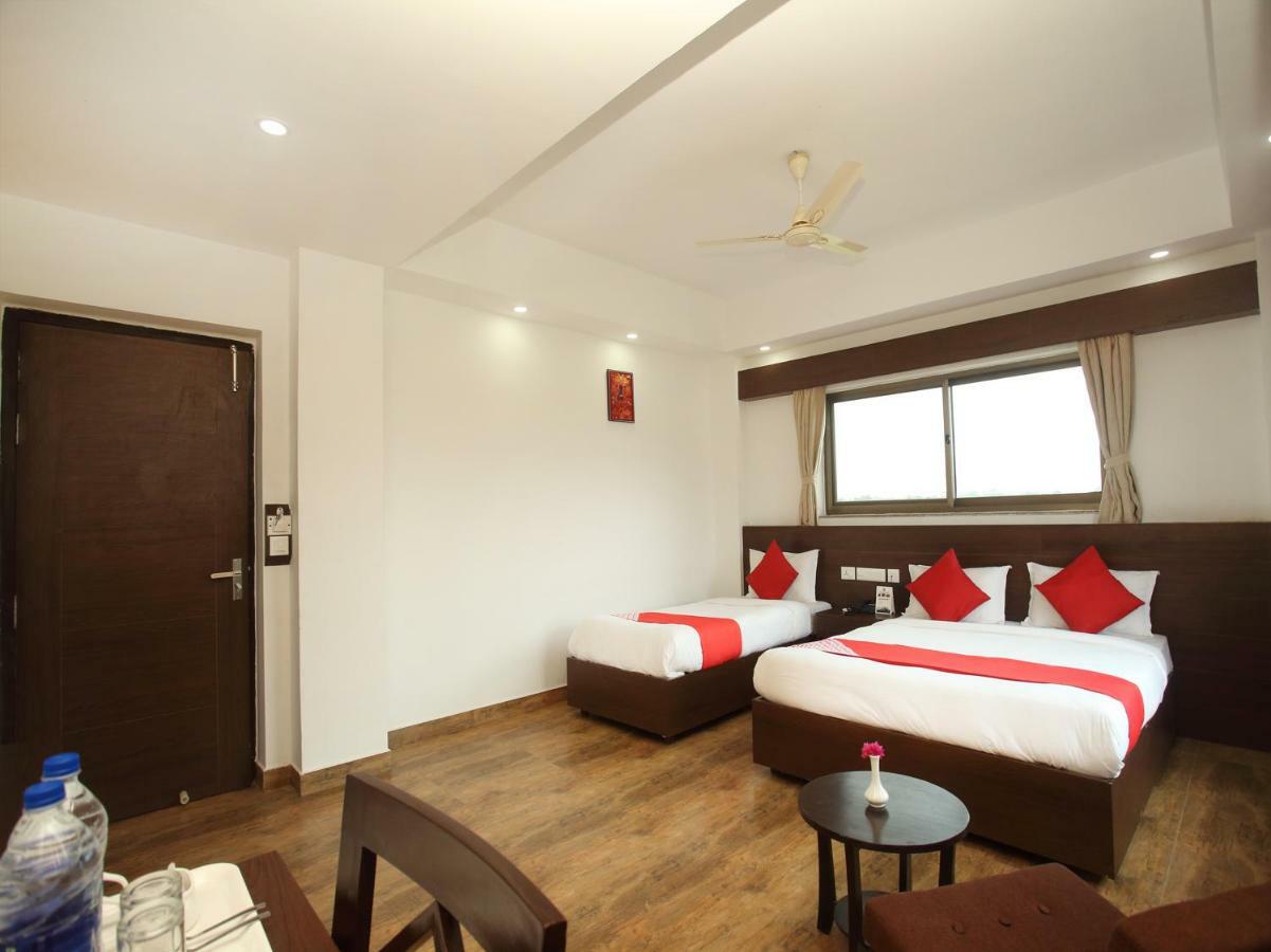 רומינדיי Oyo 525 Hotel Aloka Inn מראה חיצוני תמונה
